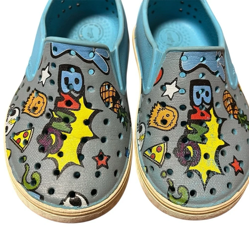 Native Kids Graphic Slip-On Shoes - Gray and Blue Mikes Print Size 8